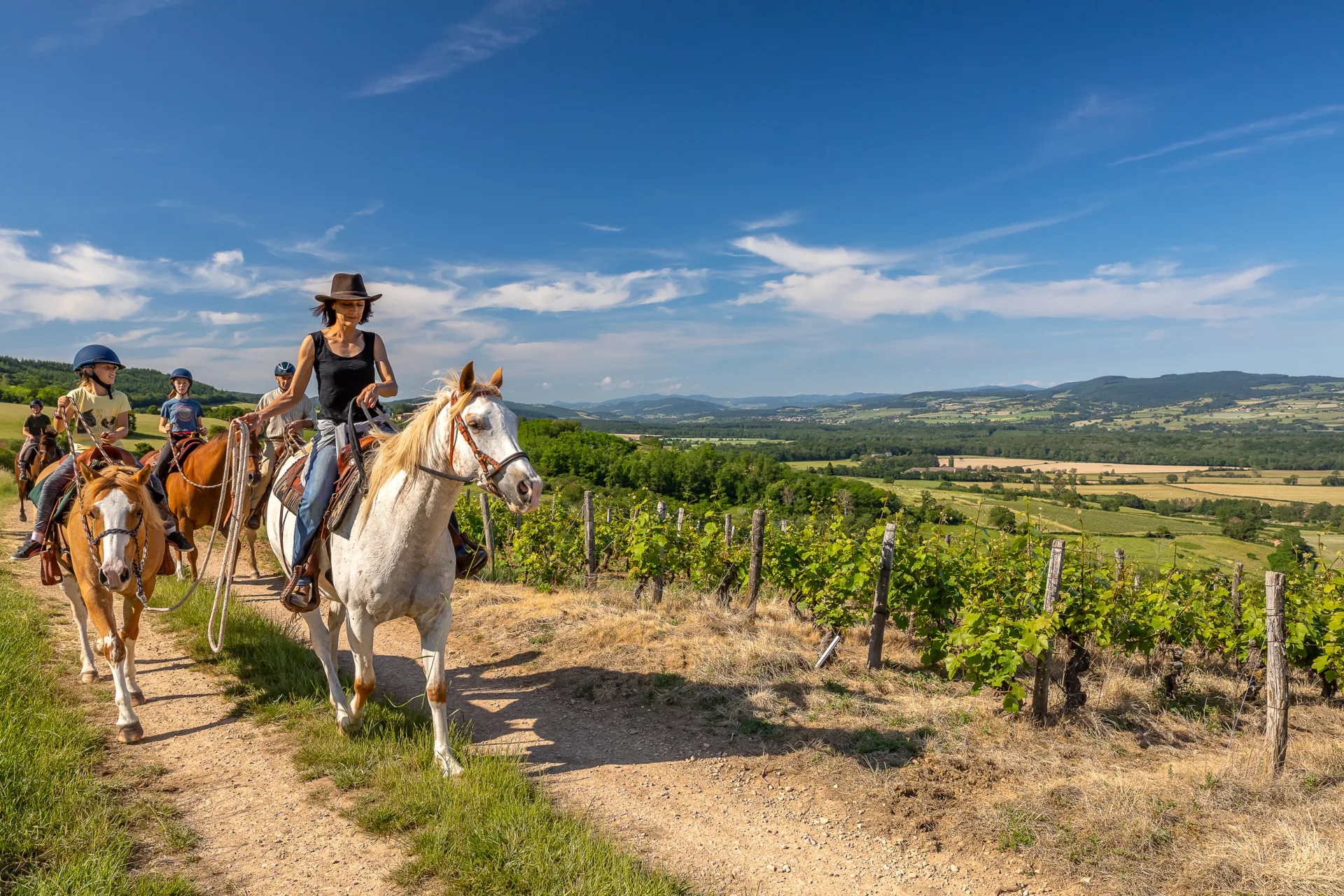 Randonnée cheval clunisois Sud Bourgogne