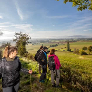 Randonnée pédestre en clunisois Sud Bourgogne